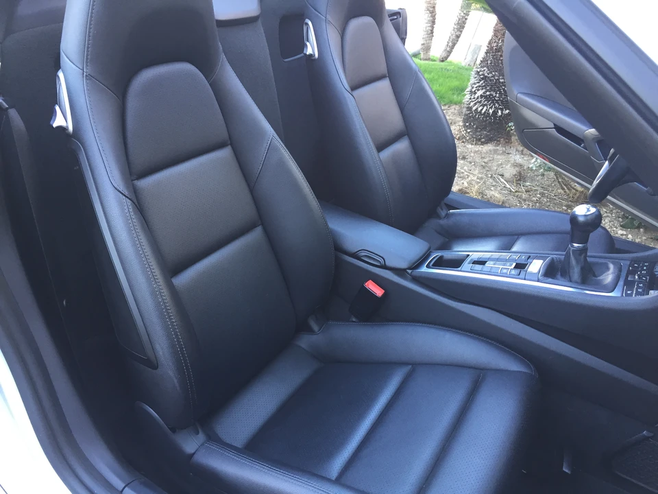 2014 Porsche 981 Boxster - Image 13 of 14