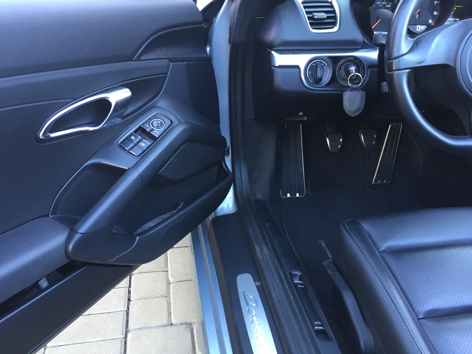 2014 Porsche 981 Boxster - Image 11 of 14