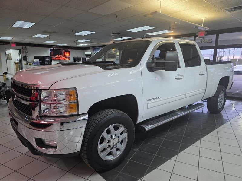 2014 Chevrolet Silverado 2nd Gen - Image 2 of 4