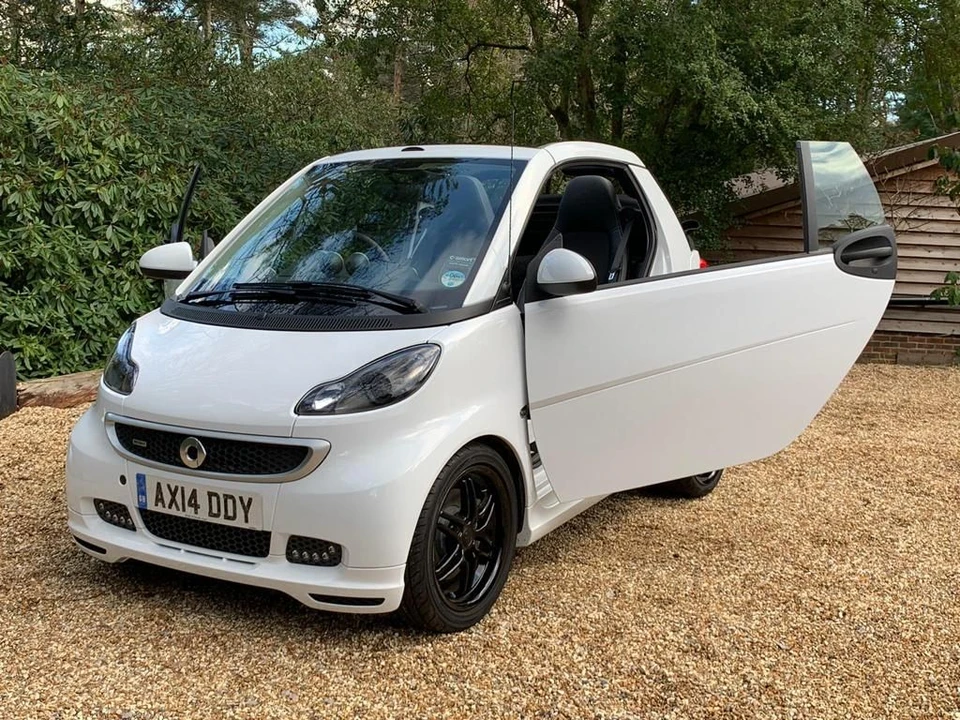 2014 Smart Fortwo 2nd Gen - Image 4 of 30