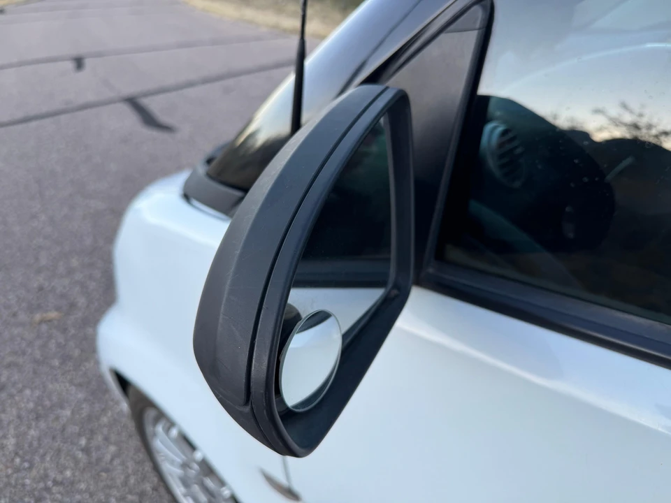 2014 Smart Fortwo 2nd Gen - Image 16 of 31