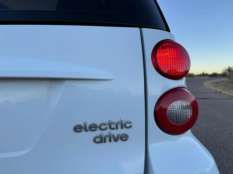2014 Smart Fortwo 2nd Gen - Image 22 of 31