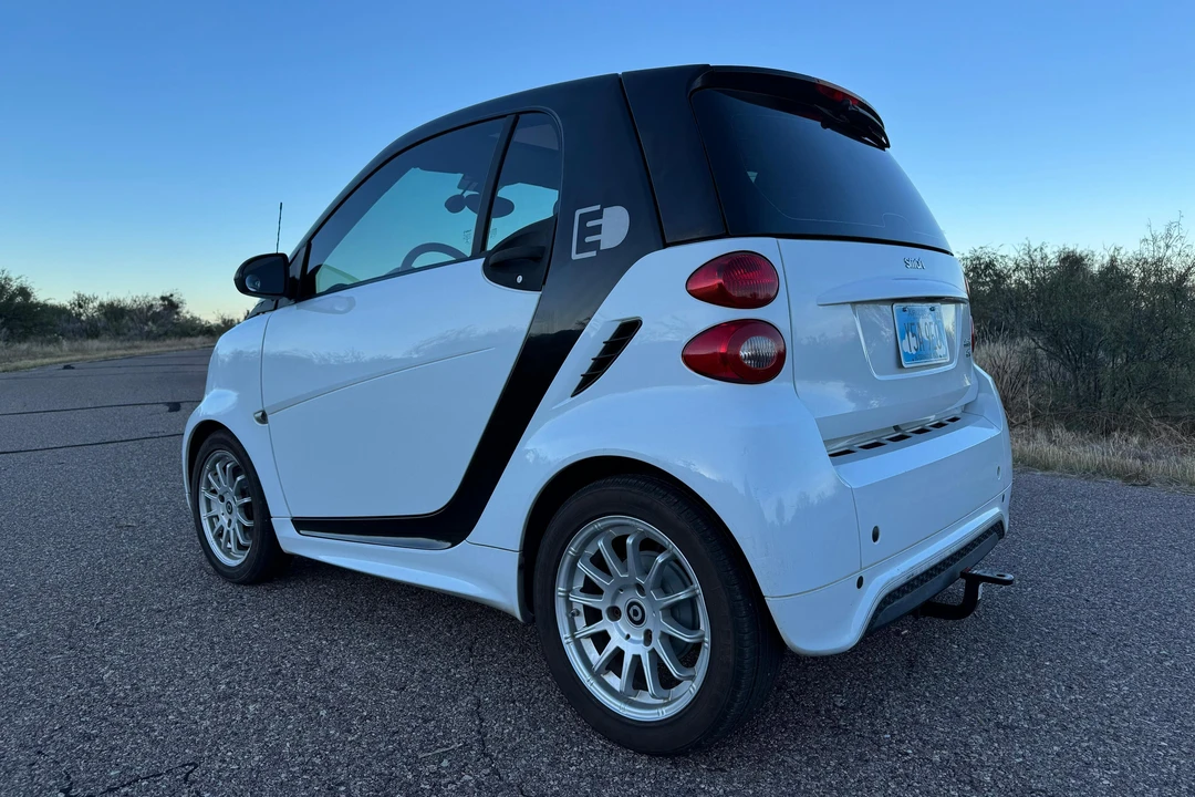 2014 Smart Fortwo 2nd Gen - Image 4 of 31