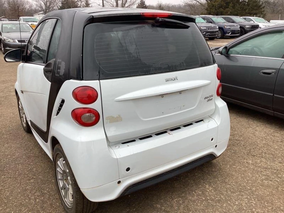 2014 Smart Fortwo - Image 4 of 11