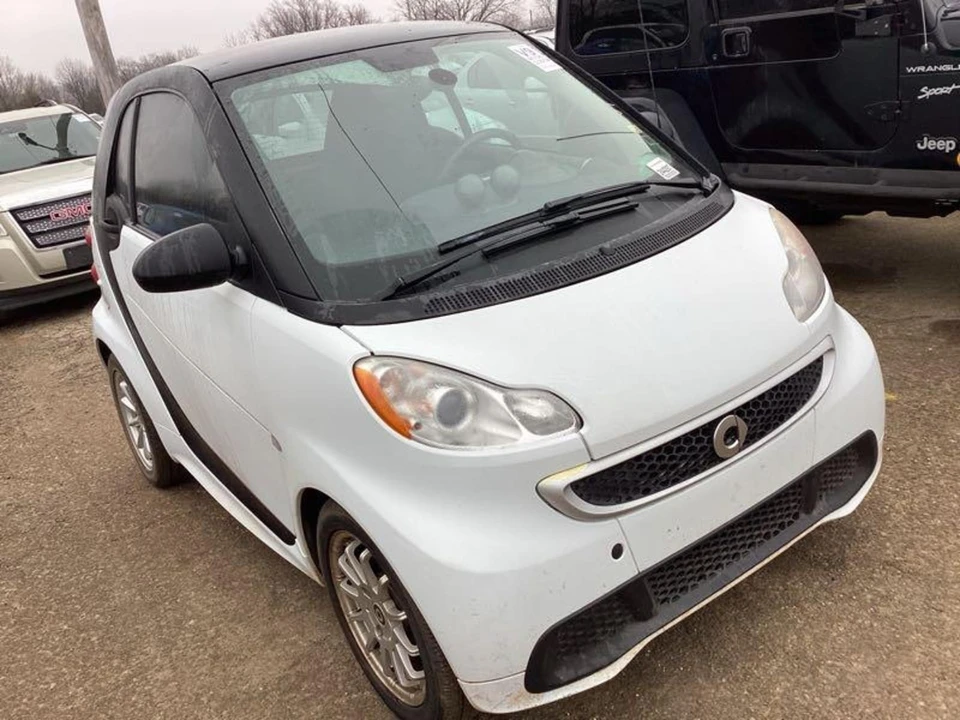 2014 Smart Fortwo - Image 2 of 11