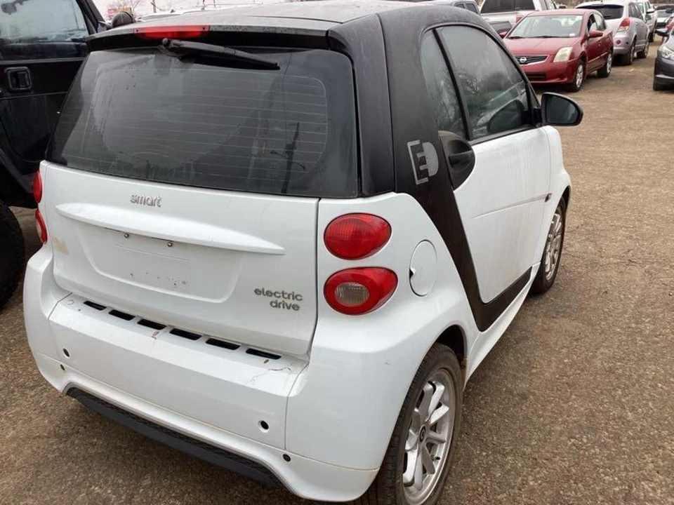 2014 Smart Fortwo - Image 3 of 11