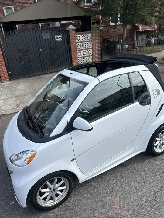 2014 Smart Fortwo - Image 8 of 18