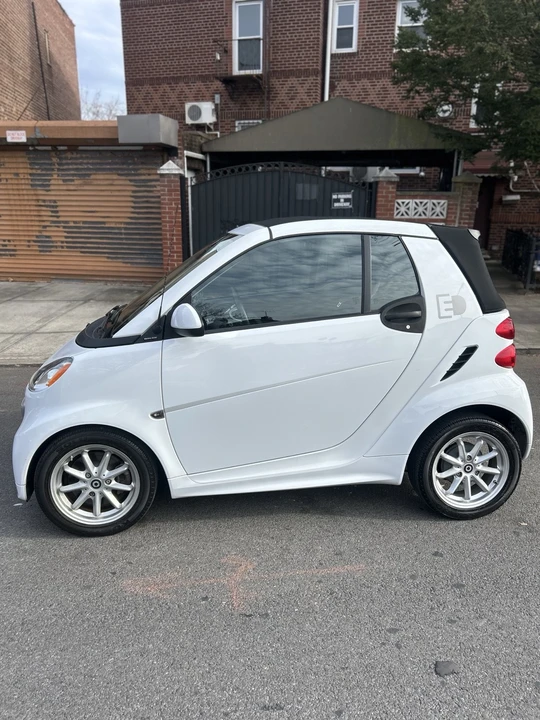 2014 Smart Fortwo - Image 6 of 18