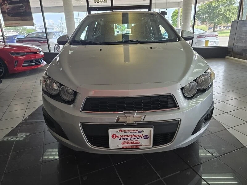 2014 Chevrolet Aveo/Sonic - Image 2 of 4