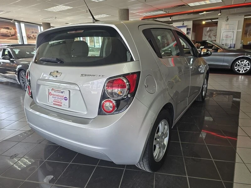 2014 Chevrolet Aveo/Sonic - Image 4 of 4