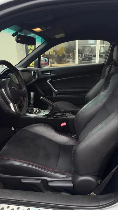 2014 Subaru BRZ - Image 16 of 17