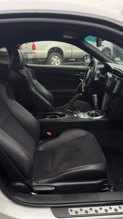 2014 Subaru BRZ - Image 14 of 17