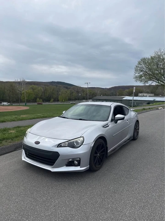 2014 Subaru BRZ 1st Gen - Image 2 of 8