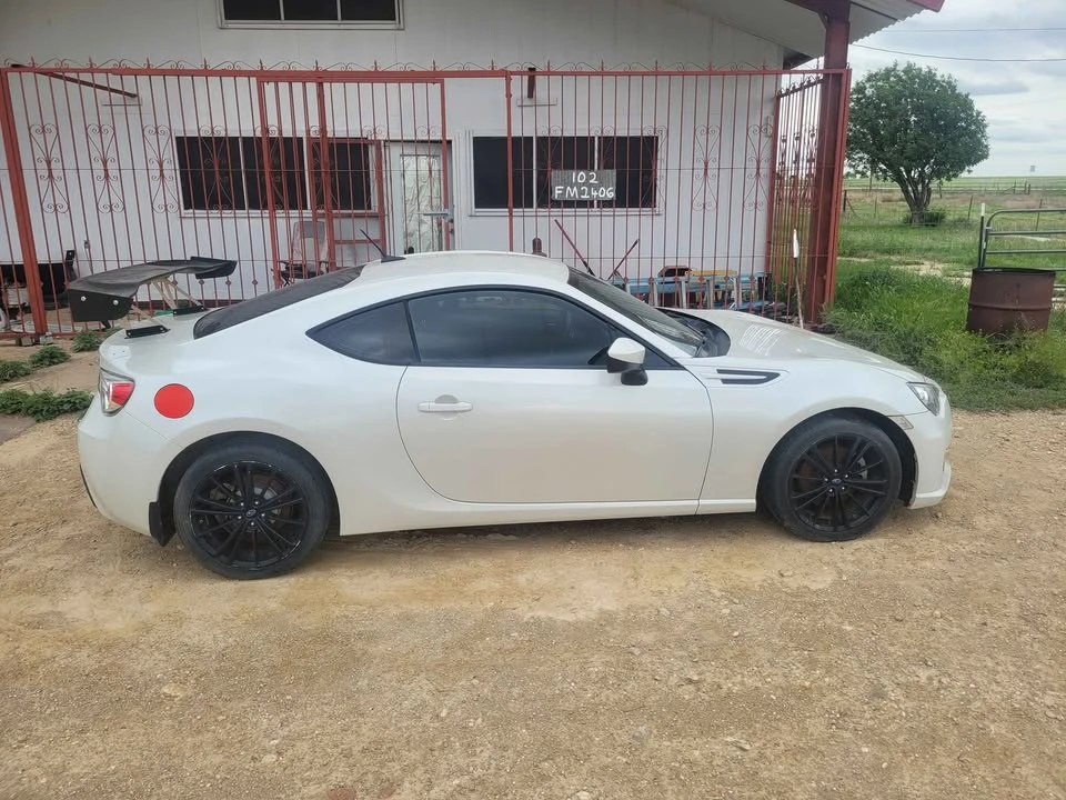 2014 Subaru BRZ 1st Gen - Image 2 of 7