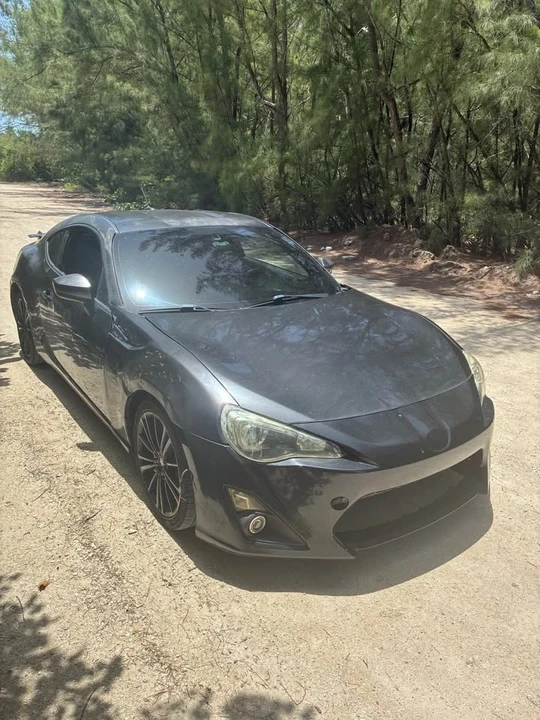 2014 Subaru BRZ 1st Gen - Image 2 of 8