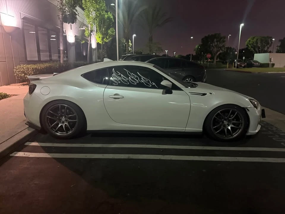 2014 Subaru BRZ 1st Gen - Image 2 of 5