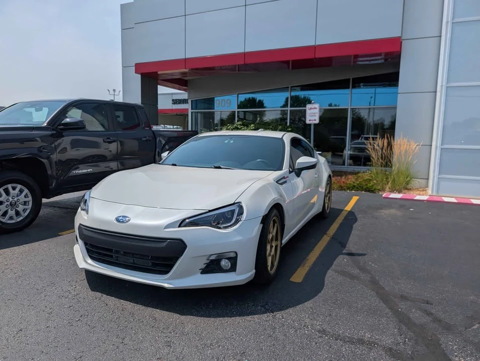 2014 Subaru BRZ 1st Gen - Image 2 of 5