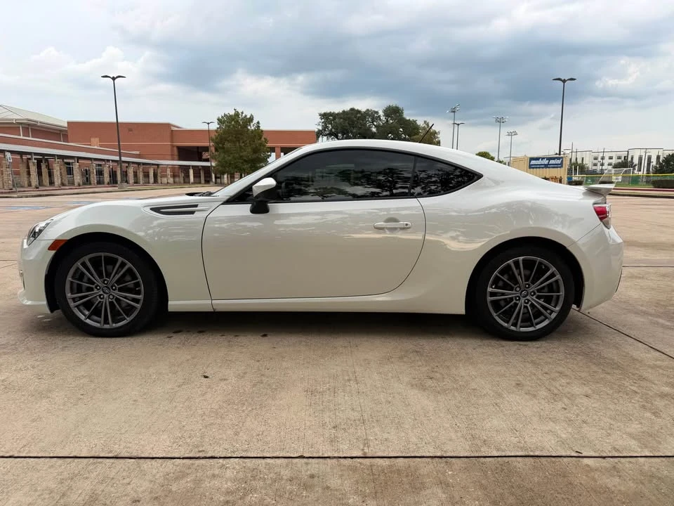2014 Subaru BRZ 1st Gen - Image 2 of 12