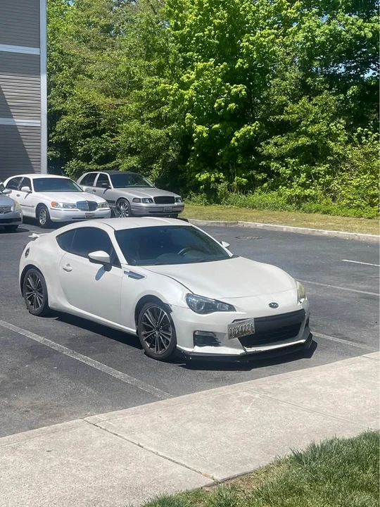 2014 Subaru BRZ 1st Gen - Image 2 of 4