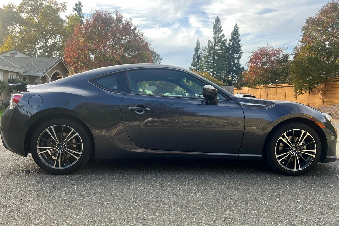 2014 Subaru BRZ 1st Gen - Image 3 of 31
