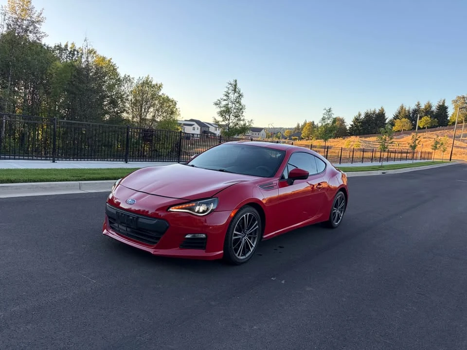 2014 Subaru BRZ 1st Gen - Image 2 of 12