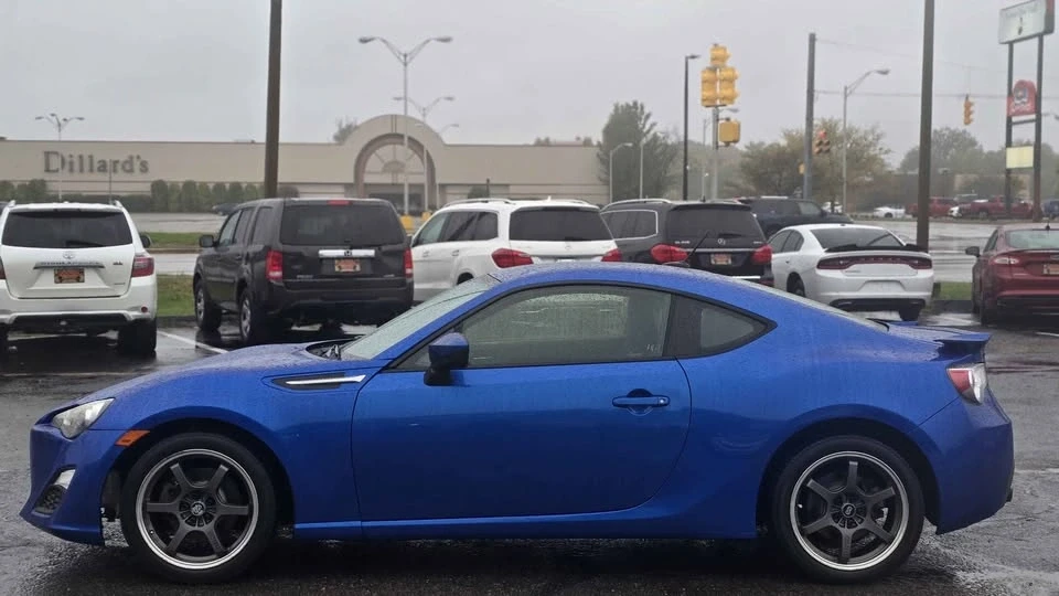 2014 Subaru BRZ 1st Gen - Image 8 of 14