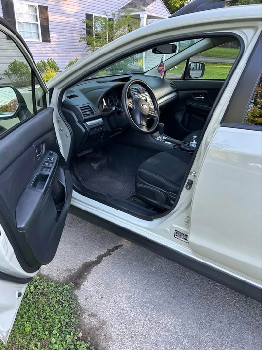 2014 Subaru Crosstrek 1st Gen - Image 5 of 8