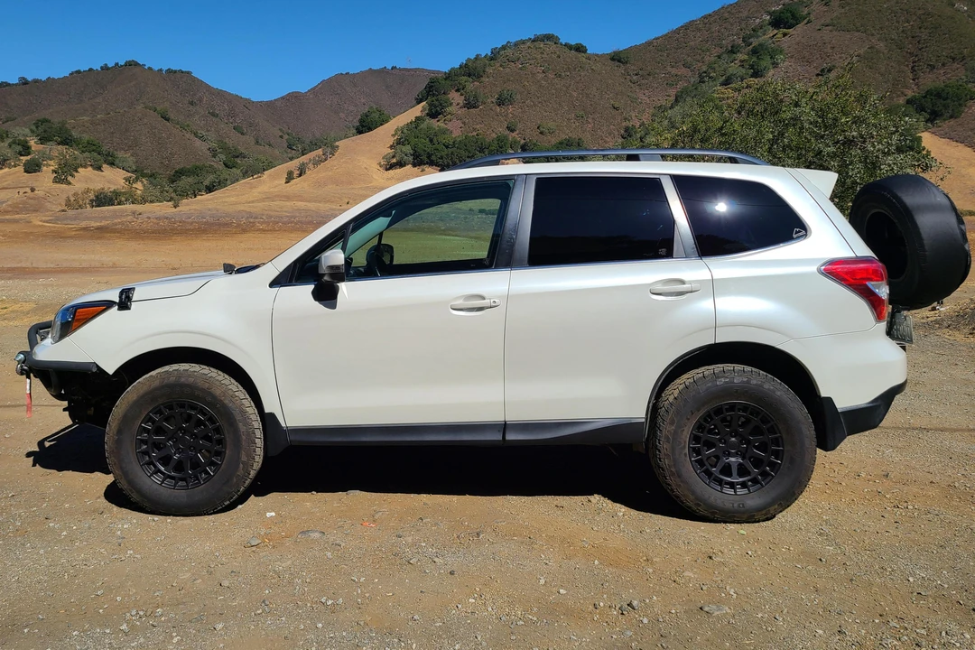 2014 Subaru Forester 4th Gen - Image 3 of 31