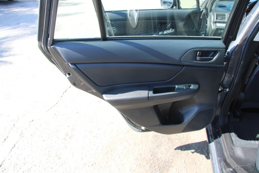 2014 Subaru Impreza 4th Gen - Image 19 of 21