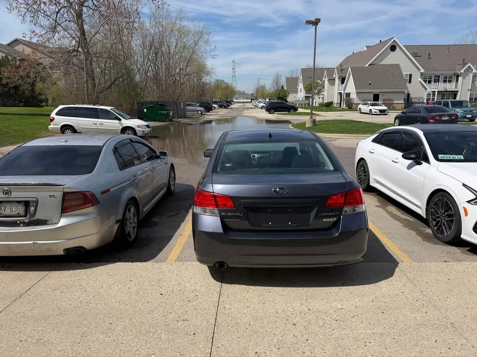 2014 Subaru Legacy 5th Gen - Image 2 of 12