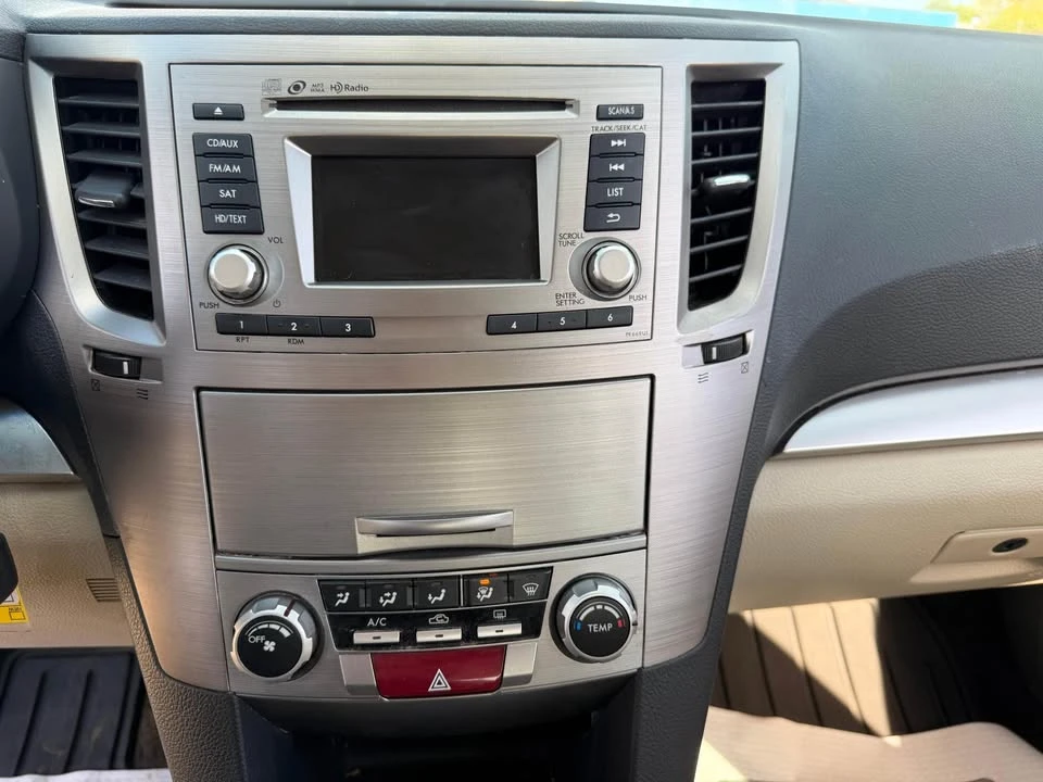 2014 Subaru Legacy 5th Gen - Image 7 of 20