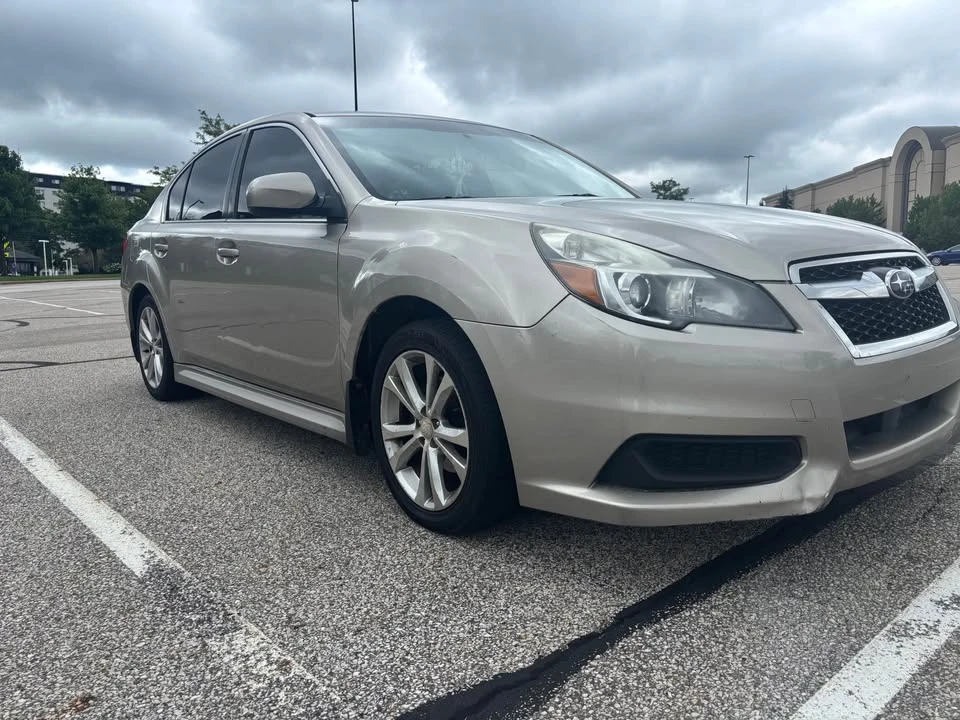 2014 Subaru Legacy 5th Gen - Image 5 of 10