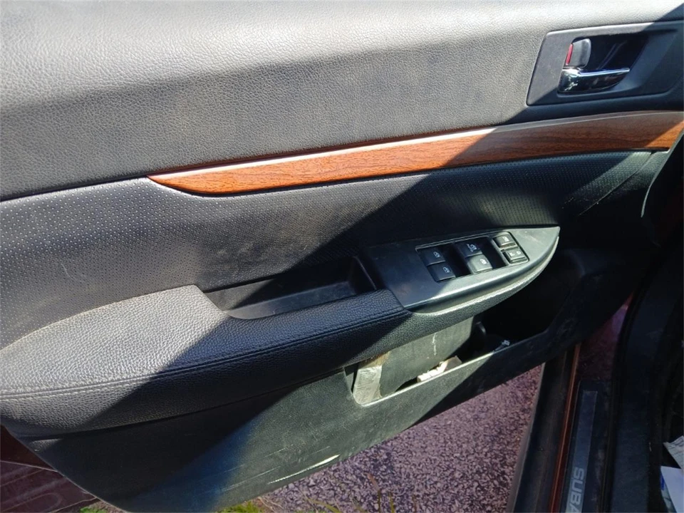 2014 Subaru Outback 4th Gen - Image 17 of 26