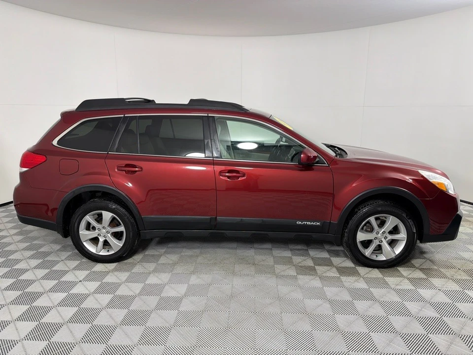 2014 Subaru Outback 4th Gen - Image 4 of 12