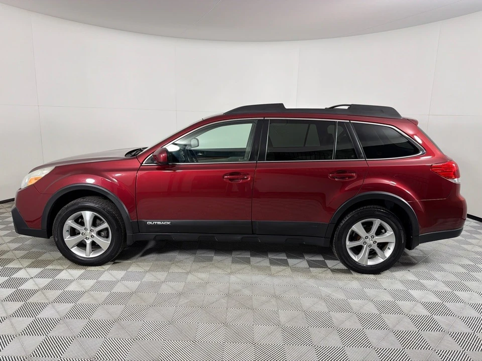 2014 Subaru Outback 4th Gen - Image 7 of 12