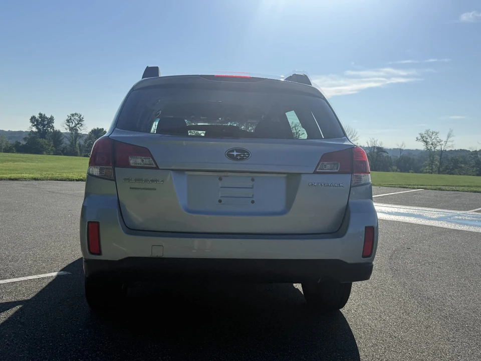 2014 Subaru Outback 4th Gen - Image 27 of 31