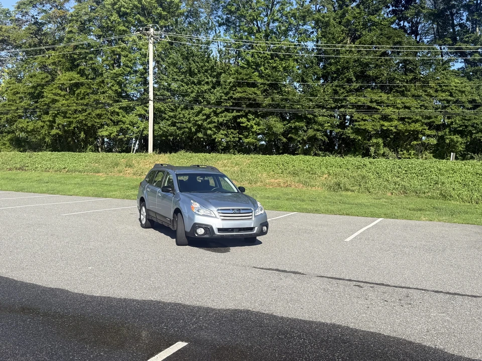 2014 Subaru Outback 4th Gen - Image 7 of 31