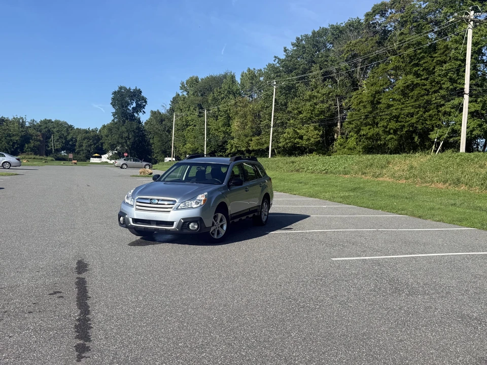 2014 Subaru Outback 4th Gen - Image 3 of 31