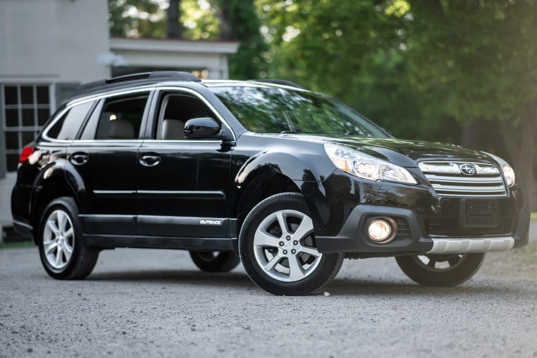 2014 Subaru Outback 4th Gen - Image 19 of 31