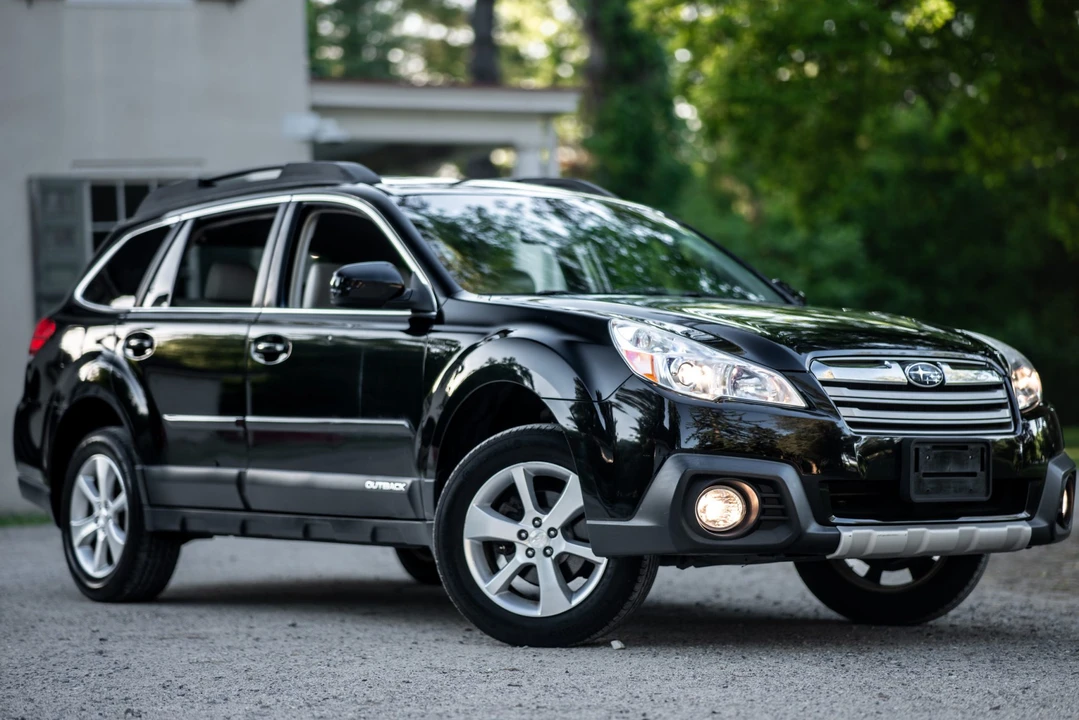 2014 Subaru Outback 4th Gen - Image 16 of 31