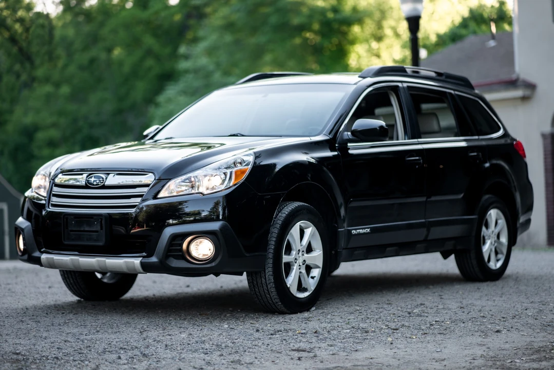 2014 Subaru Outback 4th Gen - Image 3 of 31