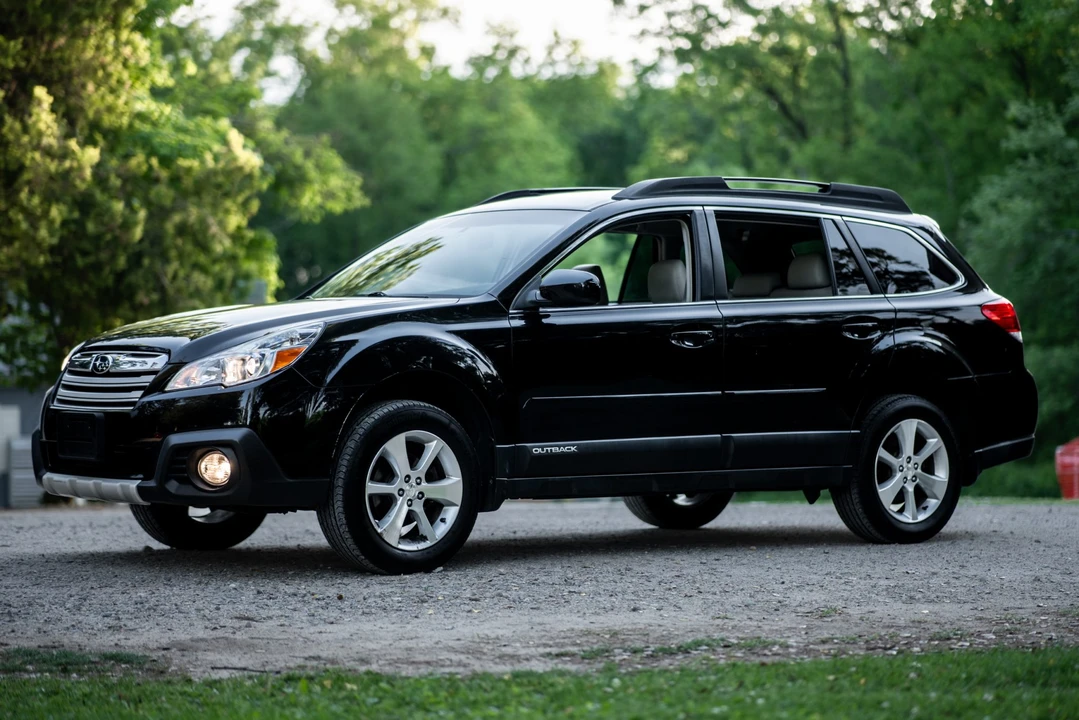 2014 Subaru Outback 4th Gen - Image 5 of 31