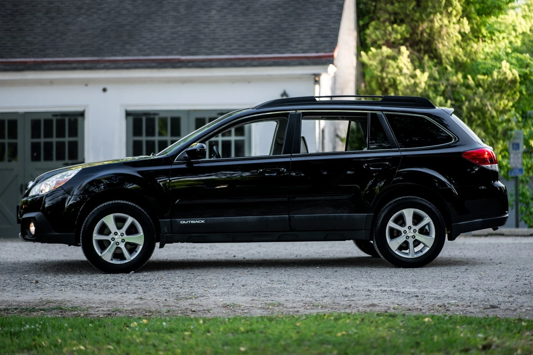 2014 Subaru Outback 4th Gen - Image 6 of 31