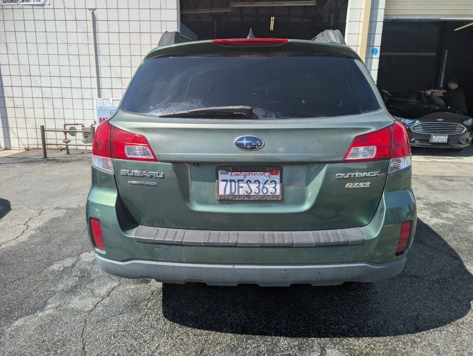 2014 Subaru Outback 4th Gen - Image 5 of 12