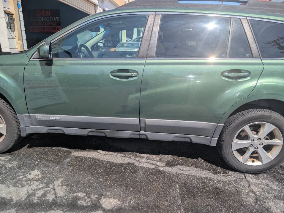 2014 Subaru Outback 4th Gen - Image 7 of 12