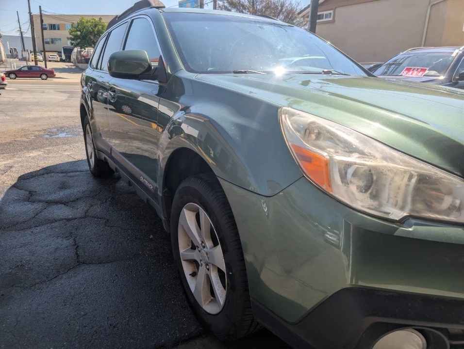 2014 Subaru Outback 4th Gen - Image 3 of 12
