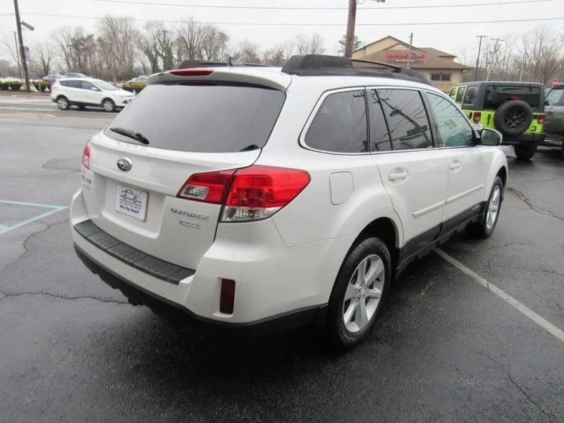 2014 Subaru Outback 4th Gen - Image 9 of 12