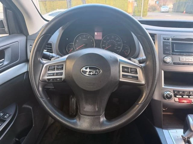 2014 Subaru Outback 4th Gen - Image 17 of 31