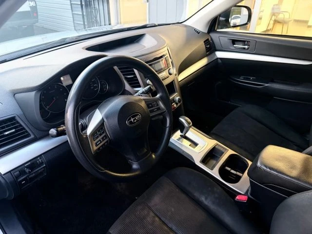 2014 Subaru Outback 4th Gen - Image 15 of 31