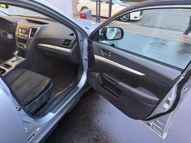 2014 Subaru Outback 4th Gen - Image 27 of 31